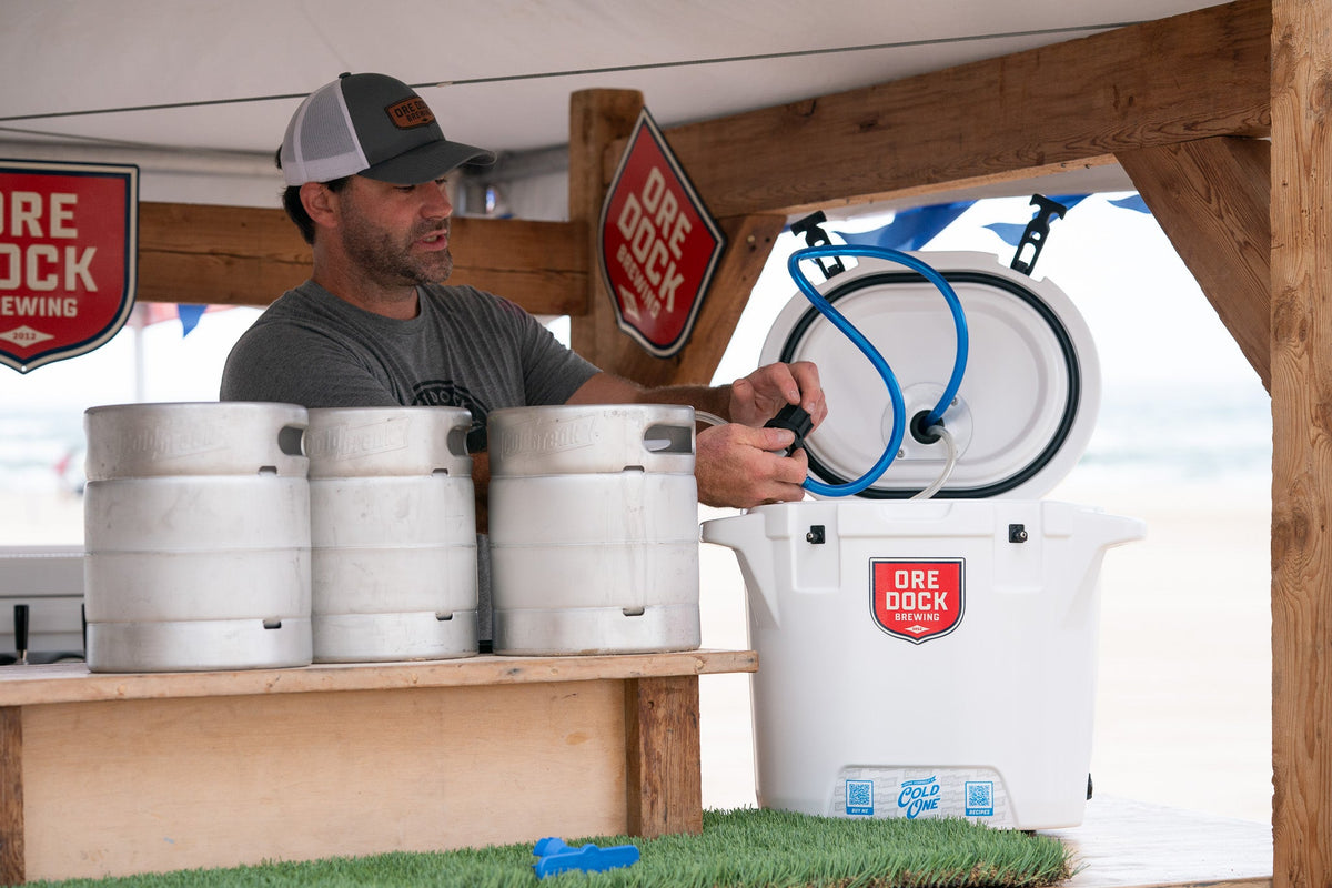 ColdOne™ Pro, 2-Gallon, Portable Kegerator, CO2 Powdered